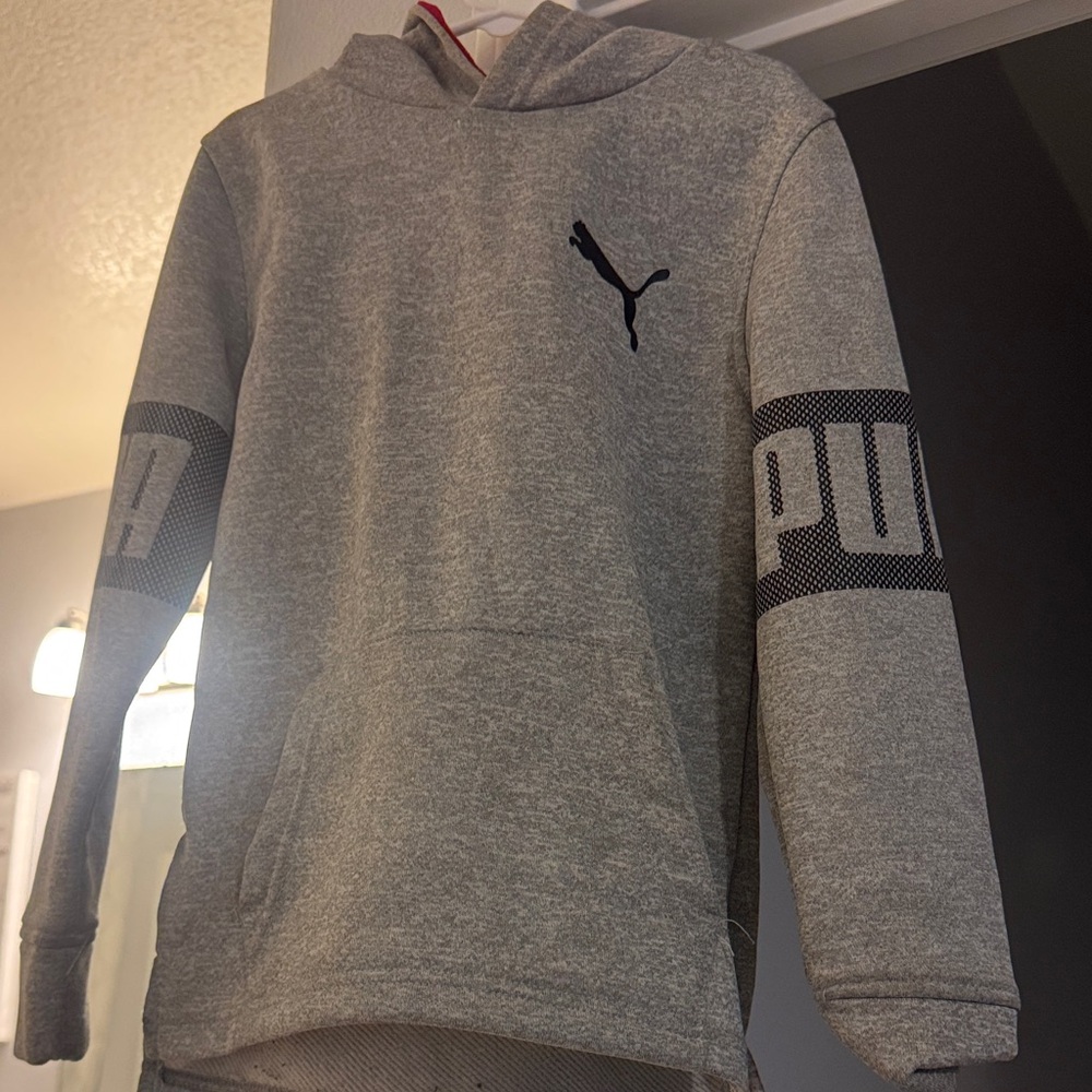 Puma Men's Gray Sweatshirt with Logo